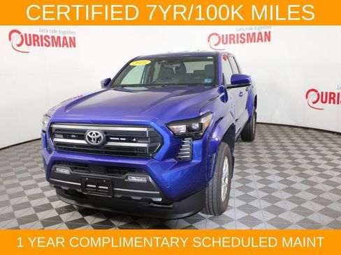 Used 2025 Toyota Tacoma SR5 AWD/4WD image 1