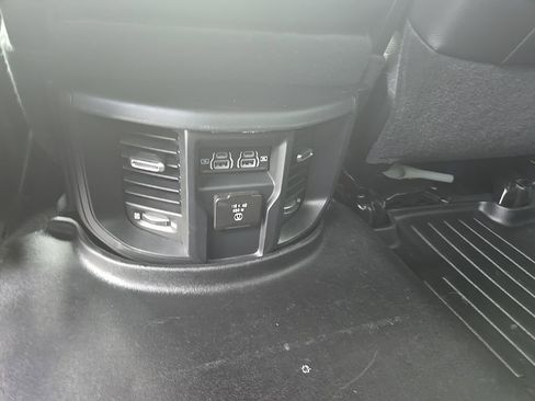 Used 2022 RAM 2500 Laramie w/ Night Edition image 24