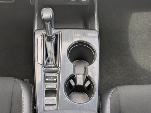 Used 2022 Honda Civic Sport image 14