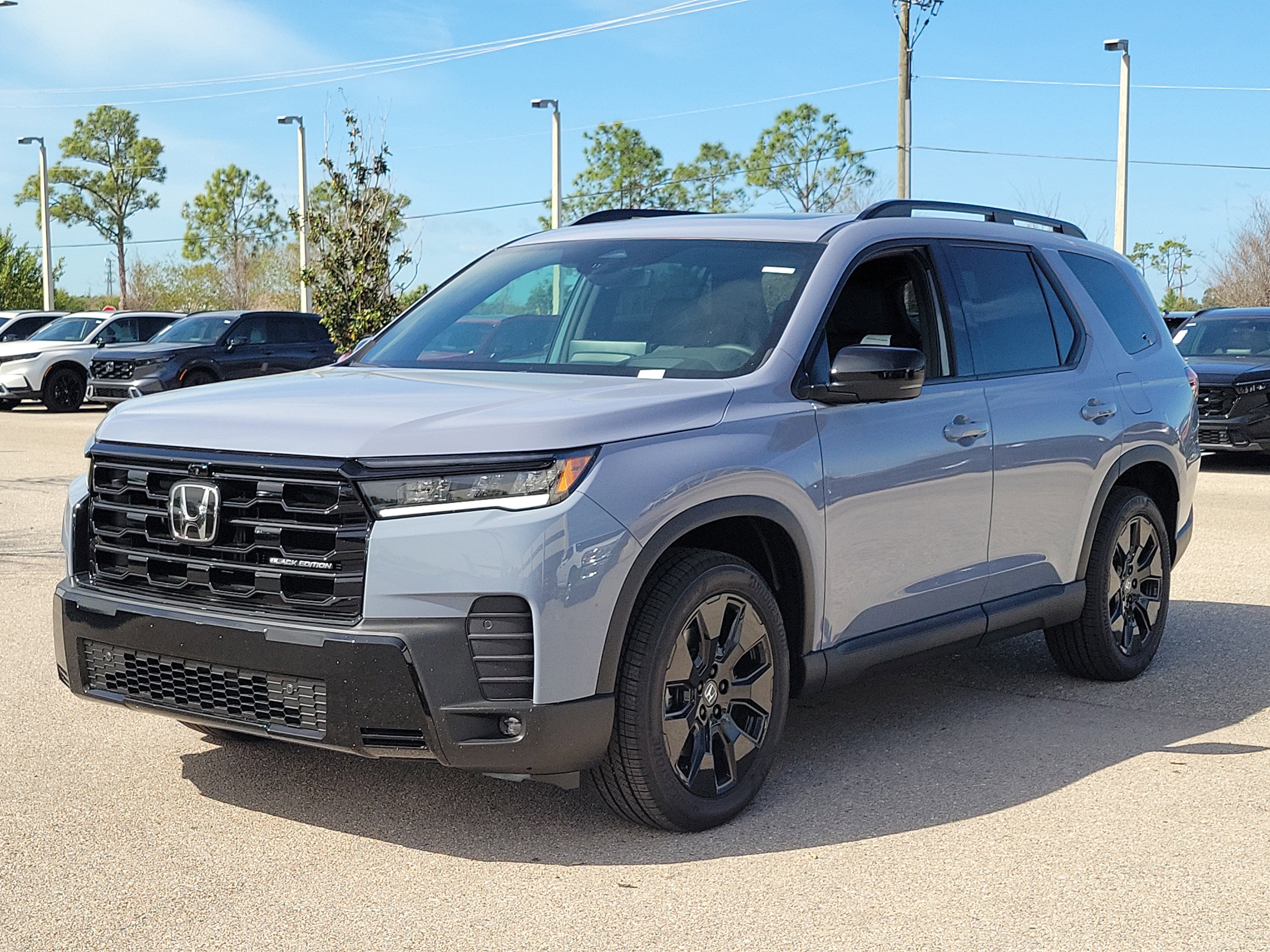 New 2026 Honda Pilot Black Edition image 3
