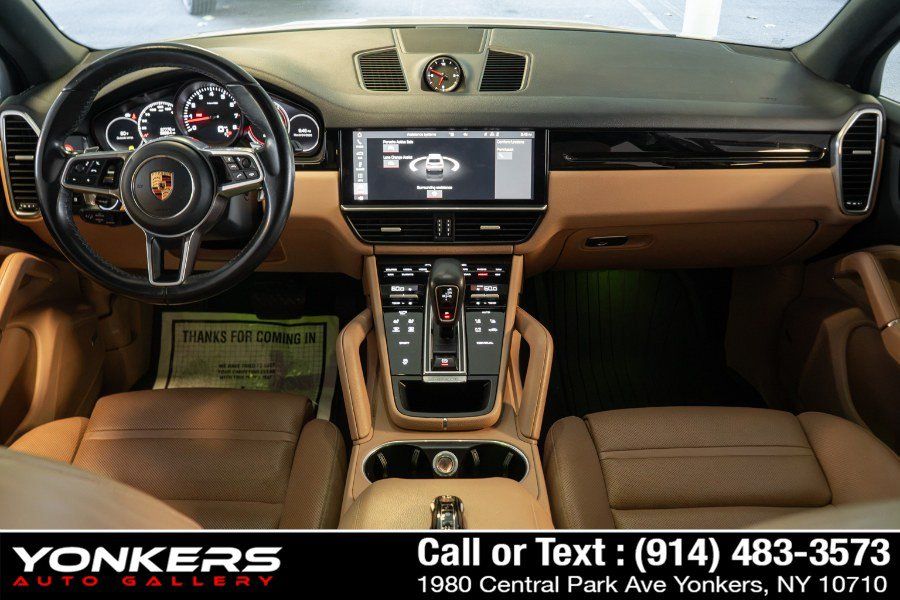 Used 2021 Porsche Cayenne AWD/4WD image 39