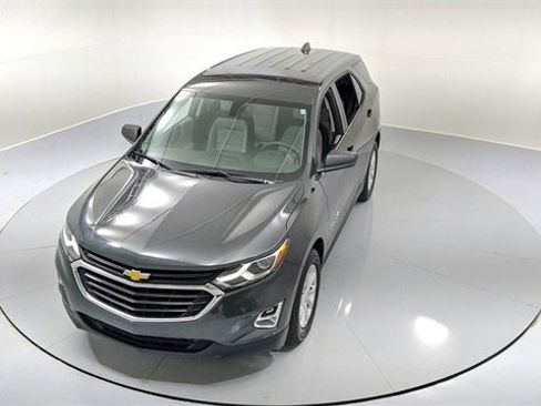 Certified 2019 Chevrolet Equinox LS w/ LS Convenience Package image 24