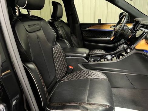 Used 2021 Jeep Grand Cherokee L Summit image 32