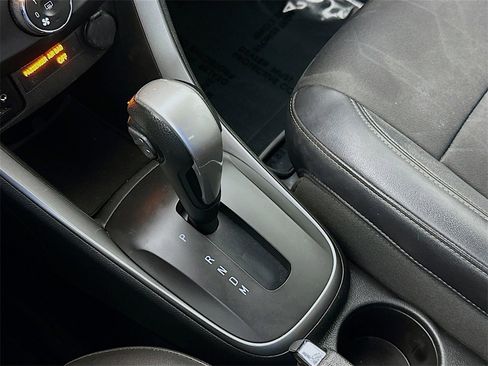Used 2018 Chevrolet Trax LT w/ LT Convenience Package image 19