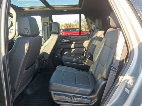 Used 2023 Chevrolet Tahoe Z71 w/ Z71 Off-Road Package image 10