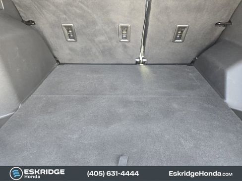 Used 2022 Chevrolet Equinox LT image 34