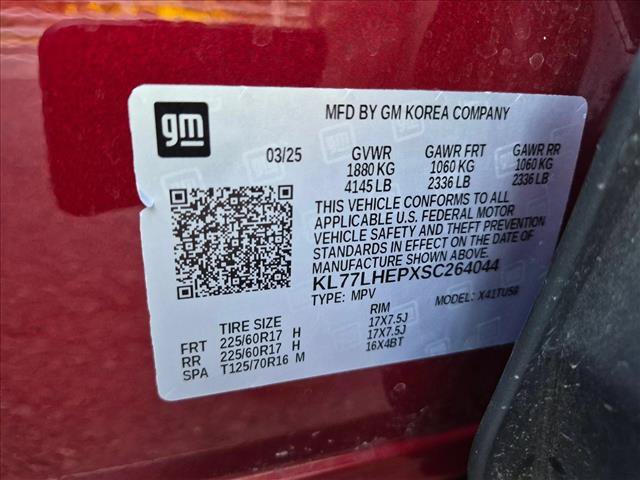 Used 2025 Chevrolet Trax LT w/ LT Convenience Package FWD image 30