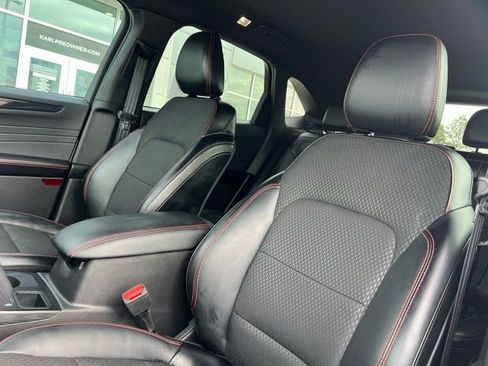 Used 2025 Ford Escape ST-Line Select w/ Tech Pack #1 image 23