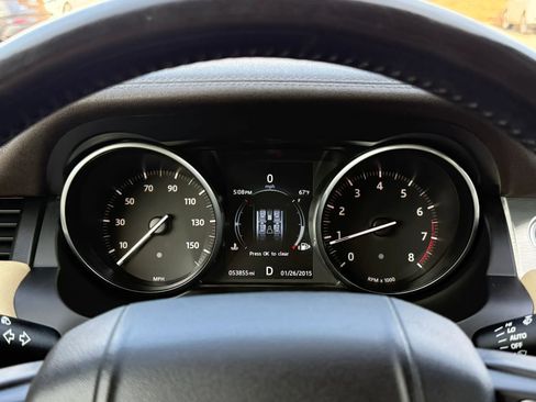 Used 2017 Land Rover Range Rover Evoque SE image 33