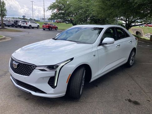 Used 2026 Cadillac CT4 Premium Luxury RWD image 5