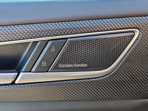 Certified 2025 Volkswagen Atlas Cross Sport SEL Premium R-Line image 16