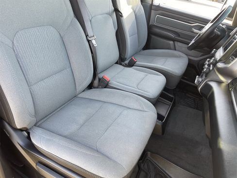Used 2021 RAM 1500 Big Horn image 11
