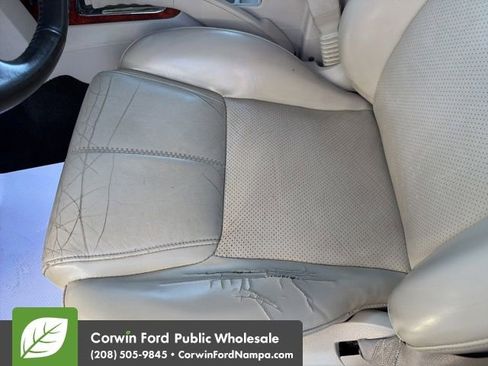 Used 2007 Jeep Commander Limited image 26