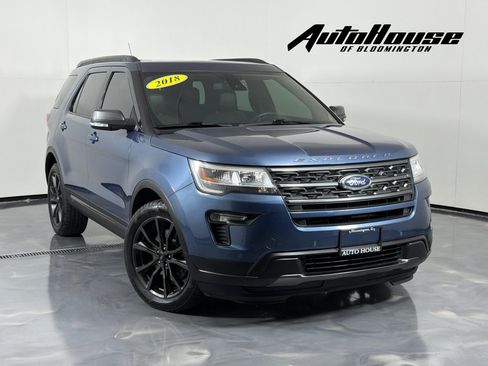 Used 2018 Ford Explorer XLT w/ Equipment Group 202A AWD/4WD image 1
