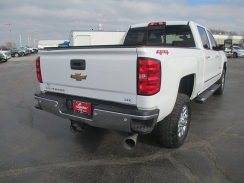Used 2019 Chevrolet Silverado 2500 LTZ w/ Duramax Plus Package image 3