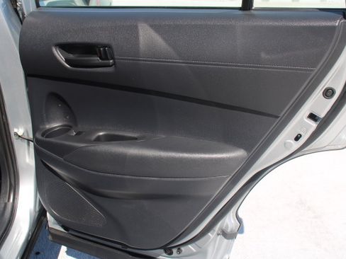 Used 2024 Toyota Corolla Cross AWD Hybrid image 15