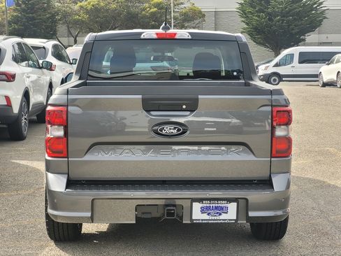 New 2025 Ford Maverick Lobo image 6