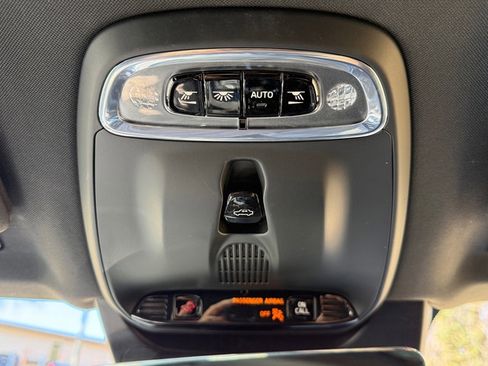 Used 2019 Volvo XC90 T6 Momentum w/ Protection Package Premier image 30