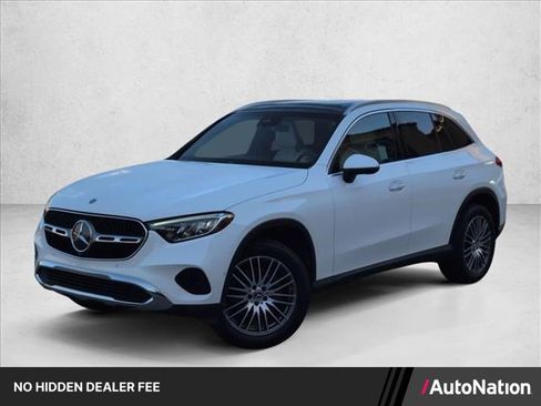 Used 2024 Mercedes-Benz GLC 300 4MATIC image 1
