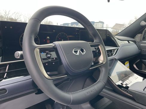 New 2026 INFINITI QX80 4WD w/ Sport Exterior Package image 16