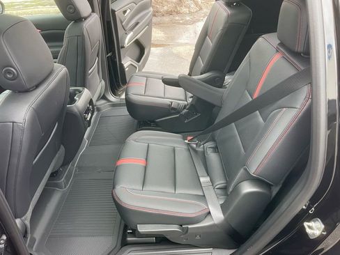 New 2026 Chevrolet Traverse RS w/ LPO, Floor Liner Package image 26