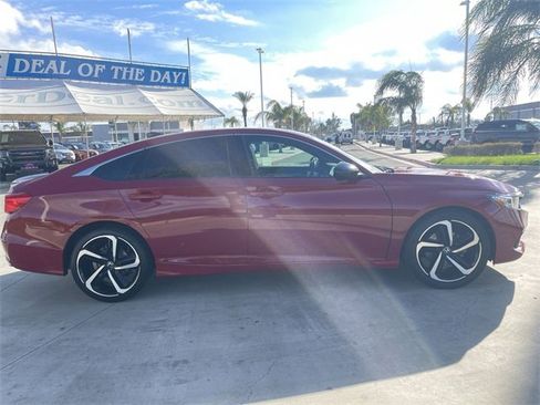 Used 2022 Honda Accord Sport image 9