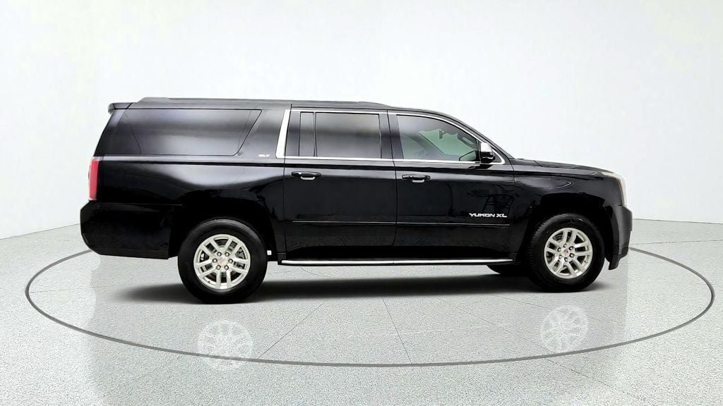 Used 2019 GMC Yukon XL SLT w/ Open Road Package AWD/4WD image 4