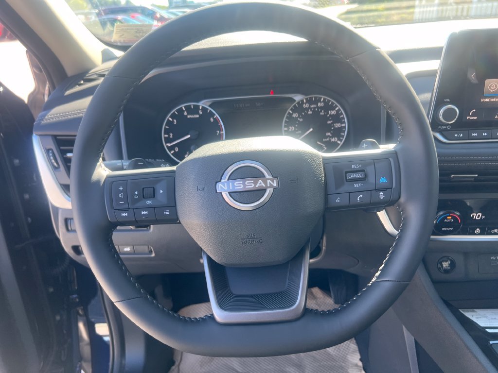 Certified 2026 Nissan Rogue SV w/ SV Premium Package AWD/4WD image 16