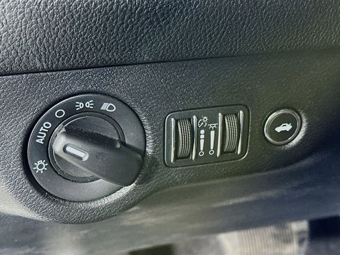 Certified 2023 Dodge Challenger GT w/ Blacktop Package image 18