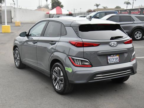 Used 2023 Hyundai Kona Limited image 6