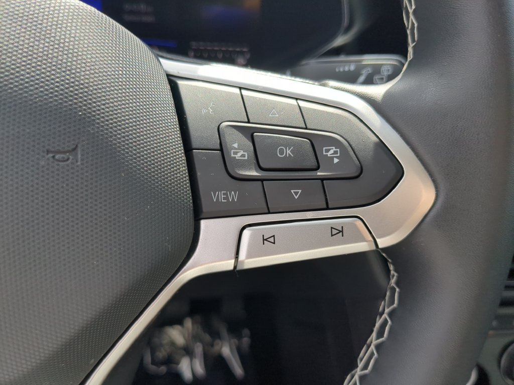 Certified 2023 Volkswagen Taos S FWD image 25
