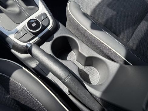 New 2025 Hyundai Venue Limited image 25