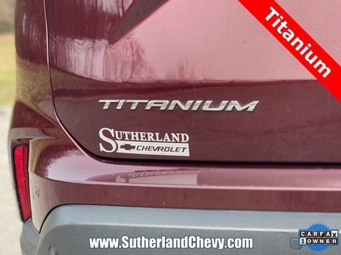 Used 2024 Ford Edge Titanium image 12