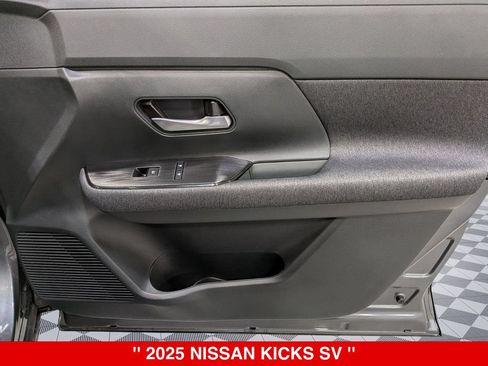 Certified 2025 Nissan Kicks SV w/ SV Premium Package AWD/4WD image 34