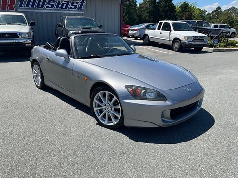 Used 2006 Honda S2000 image 2
