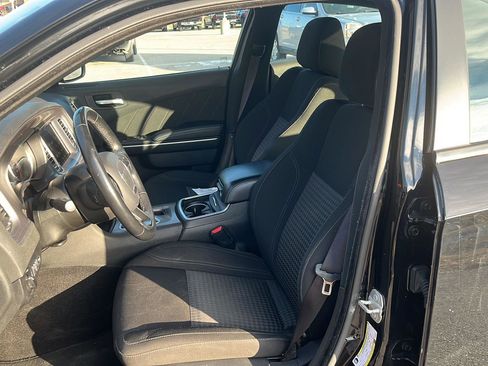 Used 2023 Dodge Charger SXT image 22