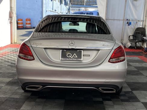 Used 2018 Mercedes-Benz C 300 4MATIC Sedan image 5