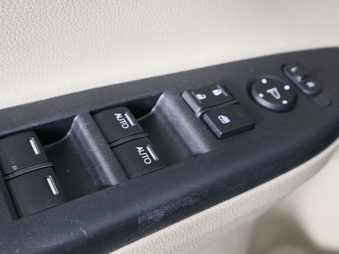 Used 2016 Honda Accord EX-L image 19