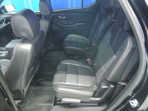 Used 2023 Chevrolet Traverse RS w/ LPO, Floor Liner Package AWD/4WD image 29
