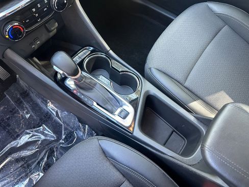 Used 2025 Buick Encore GX Preferred image 35