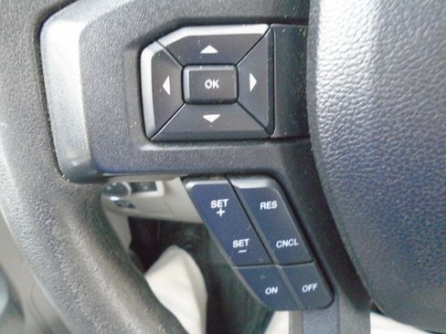 Used 2018 Ford F150 XLT w/ Trailer Tow Package image 19