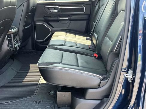 Used 2022 RAM 1500 Laramie AWD/4WD image 15