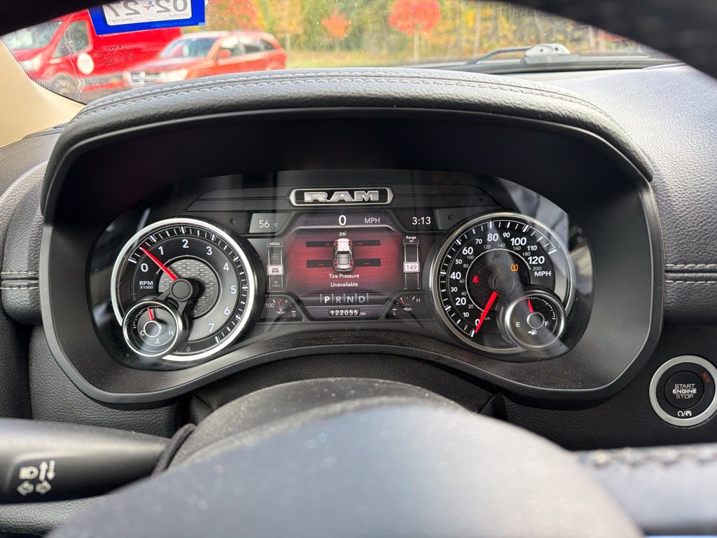 Used 2019 RAM 1500 Laramie RWD image 4