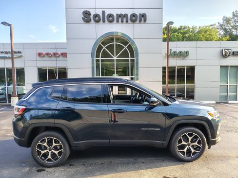 New 2026 Jeep Compass Limited AWD/4WD image 1