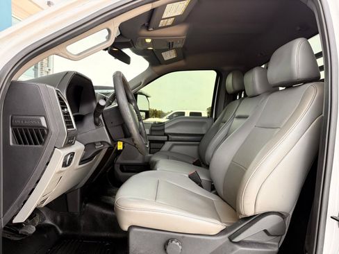 Used 2022 Ford F350 XL w/ Power Equipment Group AWD/4WD image 19