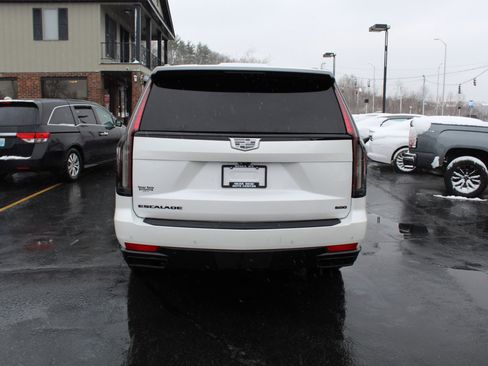 Used 2021 Cadillac Escalade Sport Platinum w/ Heavy-Duty Trailer Package image 6