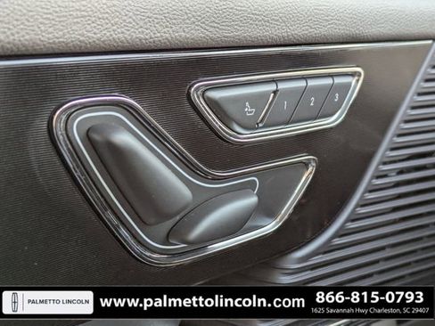 Certified 2022 Lincoln Corsair Standard w/ Premium Package image 23