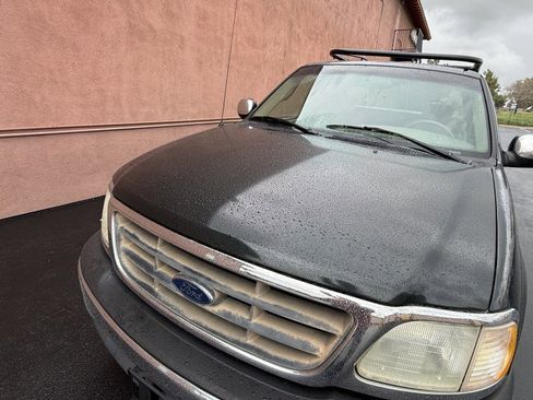 Used 2001 Ford F150 Lariat image 3