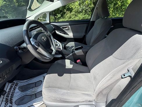 Used 2013 Toyota Prius Two FWD image 16