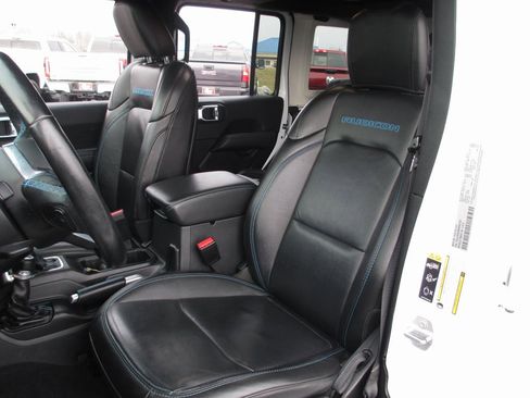 Used 2021 Jeep Wrangler Unlimited Rubicon 4xe w/ Steel Bumper Group image 16